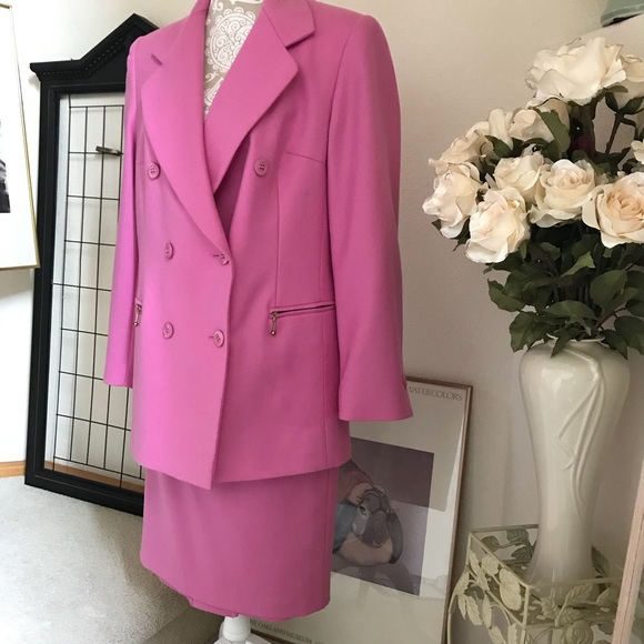 Vintage Dresses & Skirts - ESCADA LUXURY JACKET & SKIRT ENSEMBLE STUNNING FINE MERINO WOOL LIKE NEW SZ: 8